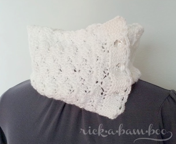 Shell Cowl | rickabamboo.com | #crochet #cowl