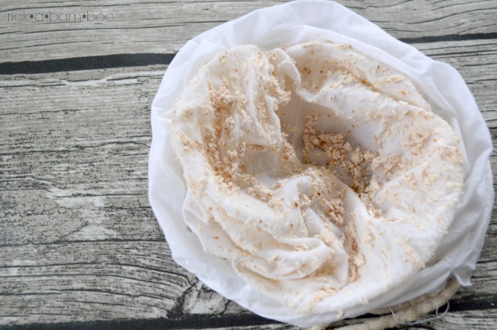 Almond Milk Recipe | rickabamboo.com | #diy #lactosefree