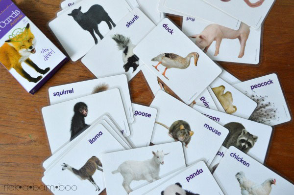 Animal Flash Card Busy Bags | rickabamboo.com | #flashcards #busybags #preshcool