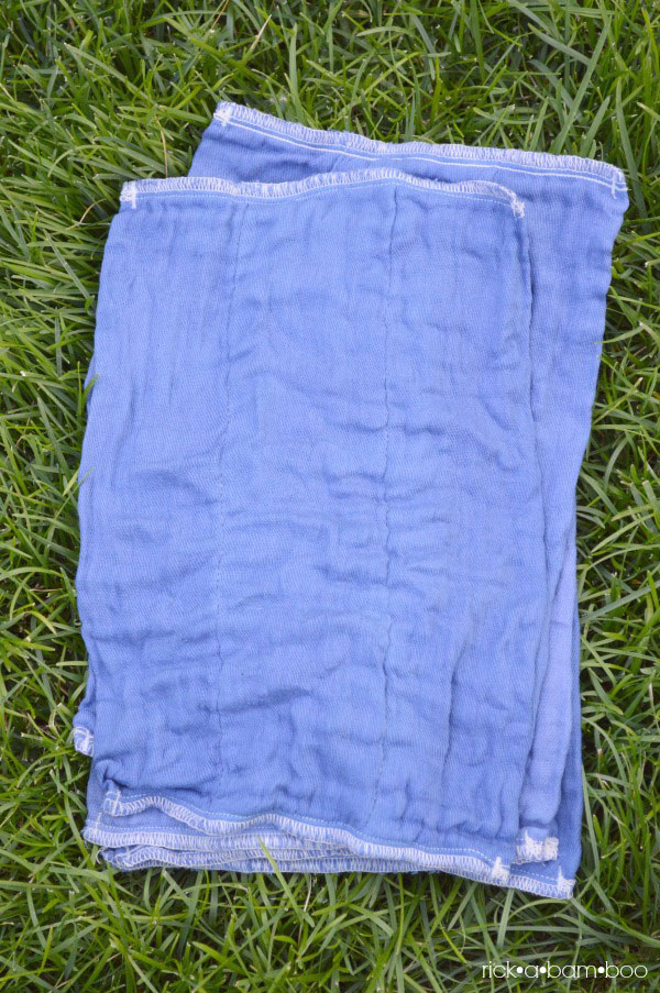 Cloth Diaper Burp Cloths {Part 1} | rickabamboo.com | #ritdye #baby #handmade #diy