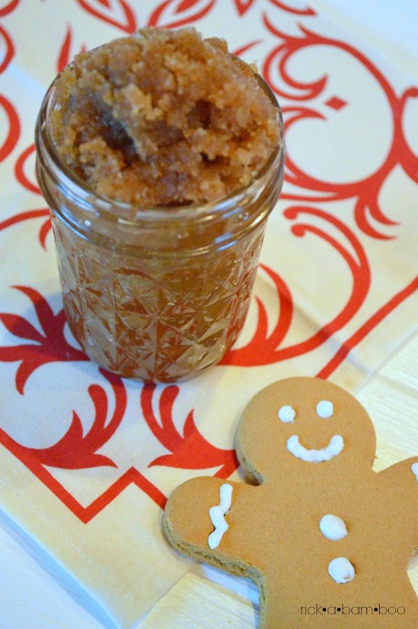 Gingerbread Sugar Scrub | rickabamboo.com 