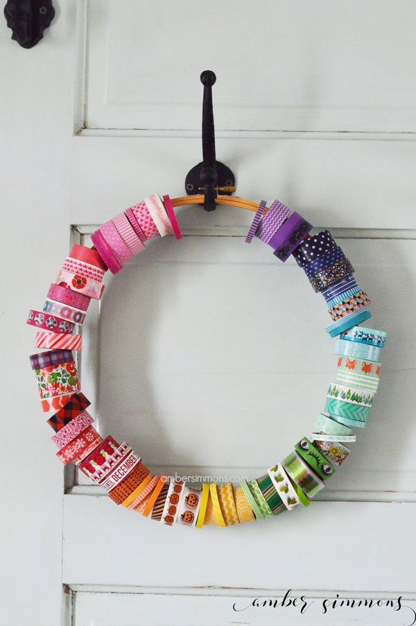The Simple DIY Washi Wheel is the easiest way to organize and store your washi tape so that you can see all the pretty patterns. | ambersimmons.com