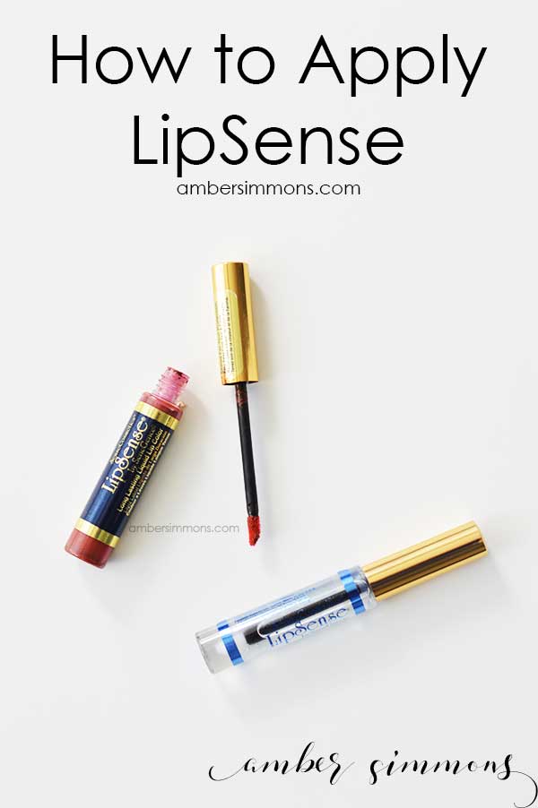 This LipSense application tutorial has detailed instructions of how to apply LipSense to get the longest wear from this amazing product.