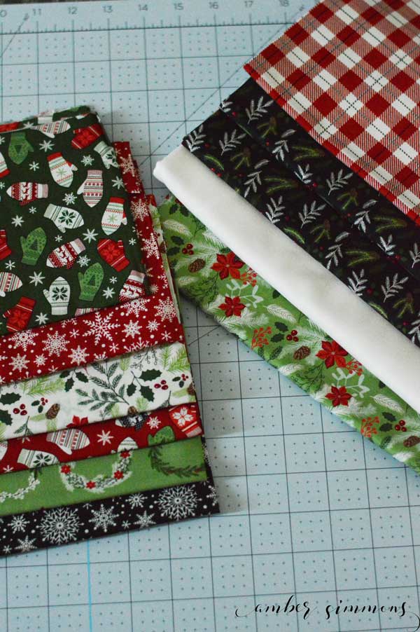 Check out this tips for how to find quilt patterns in Cricut Design Space and how to use the Riley Blake Quilt Kit with the Cricut Maker. #quilt #quiltpattern #circut #cricutmade #ad #MyCricutQuilt #RileyBlakeDesigns