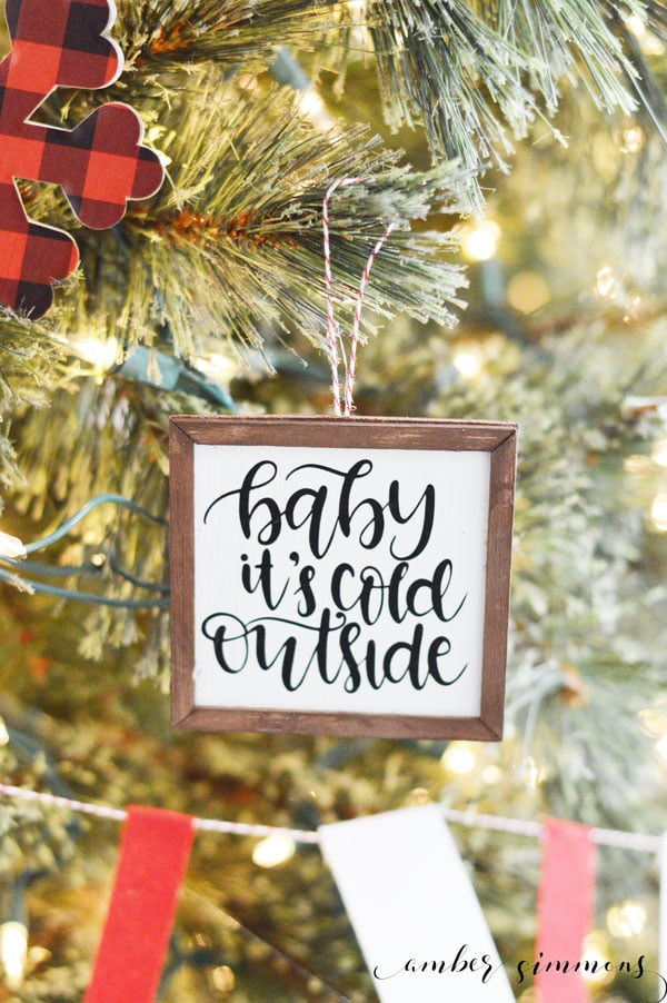 This DIY tutorial for how to make mini farmhouse sign Christmas ornaments with the Cricut Maker will add a rustic feel to your Christmas tree. #ad #cricutmade #cricutmaker